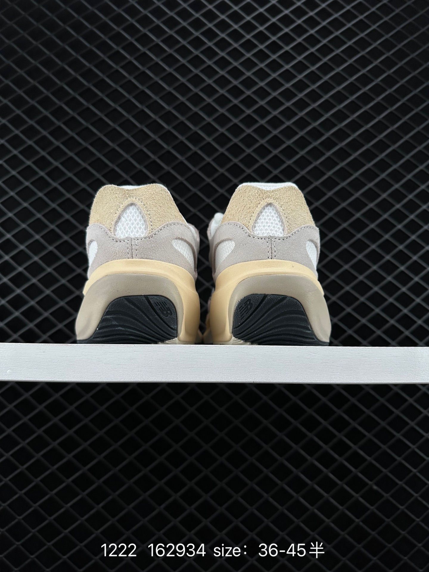 New Balance Warped Runner